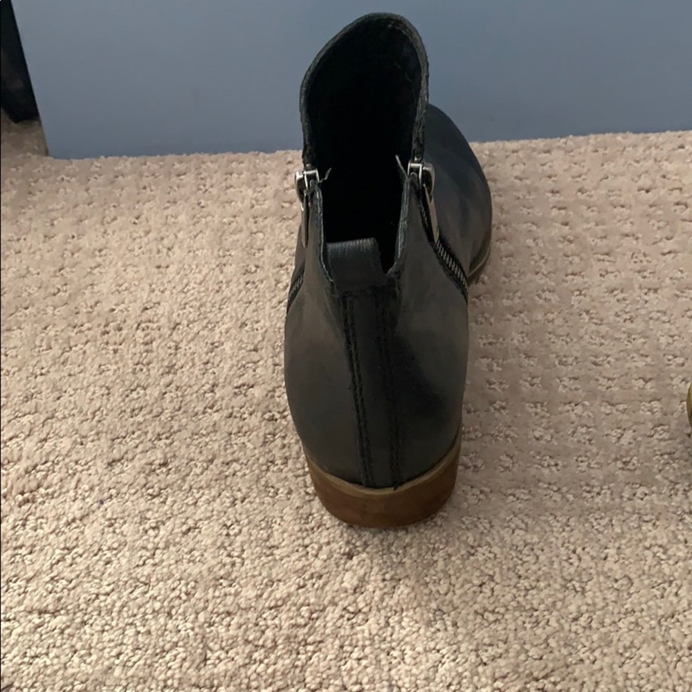 Booties - Picture 3 of 4